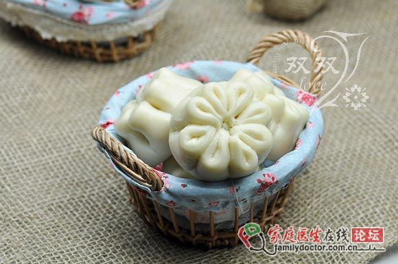 预防手脱皮症的中式面点——黄米石榴包